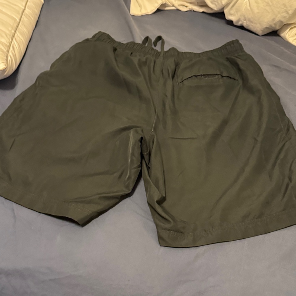 Nike Men's Dark Gray Athletic Shorts large - Picture 9 of 12